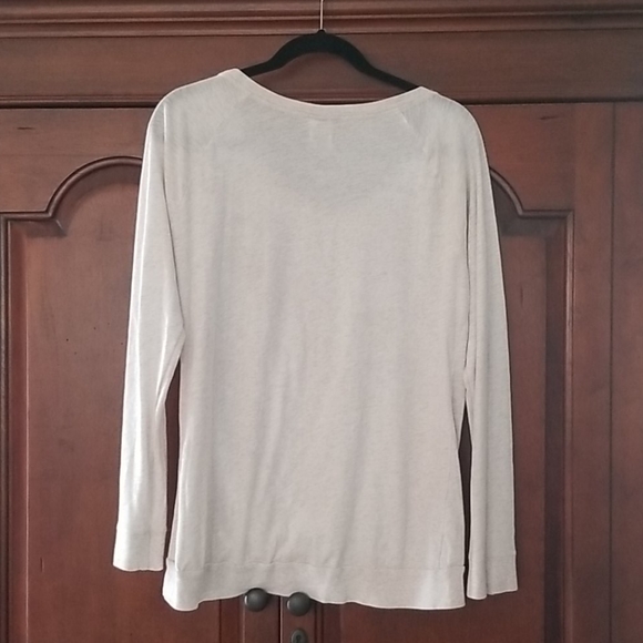 PINK lightweight shirt, medium - Picture 4 of 4